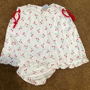 Adorable Bella Bliss Cherry swing top with ruffled bloomer set. Size 2